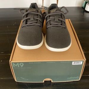Allbirds  runners new in box!